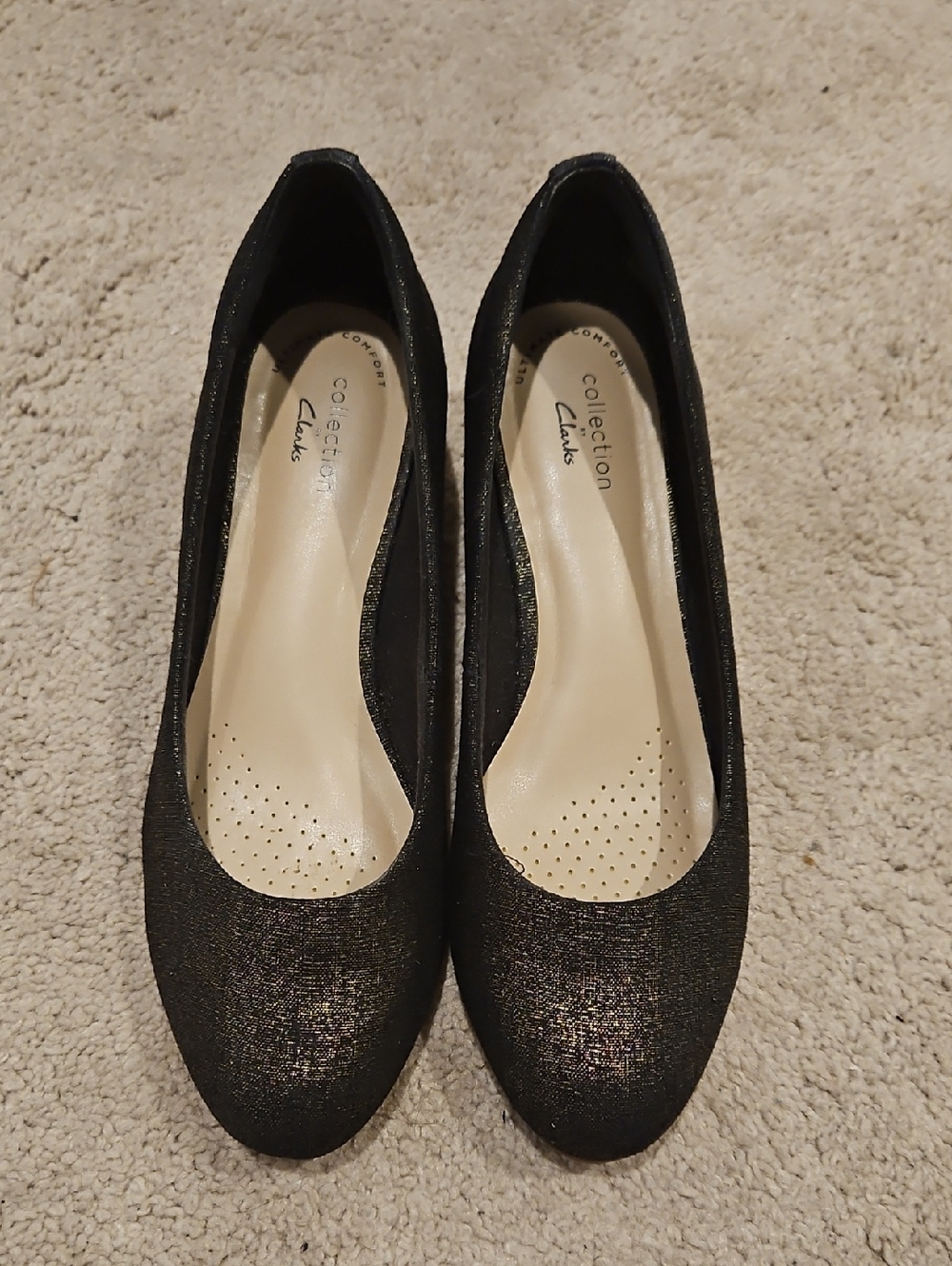 EUC Clarks Black Bronze Shimmery Women's Wedges Size 7.5